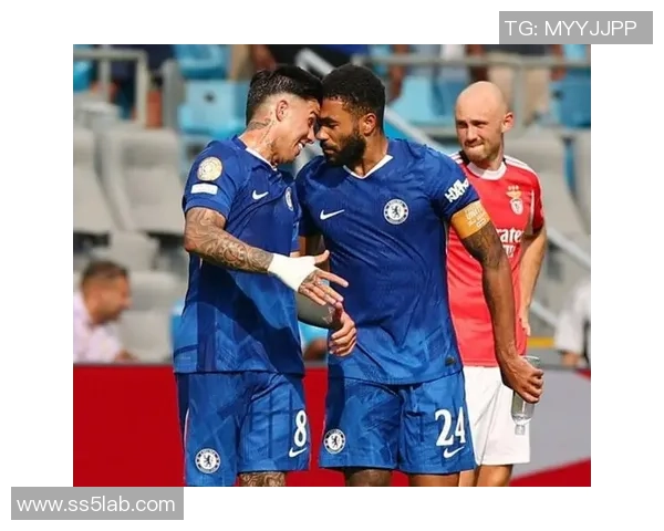 本菲卡狂胜切尔西五球大捷红牌事件引发全场热议与十大精彩进球回顾