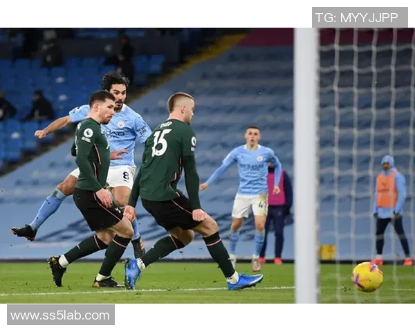 足总杯热刺与曼联战平0比0逆转瞬间引发全场热烈反响与十大精彩进球回顾