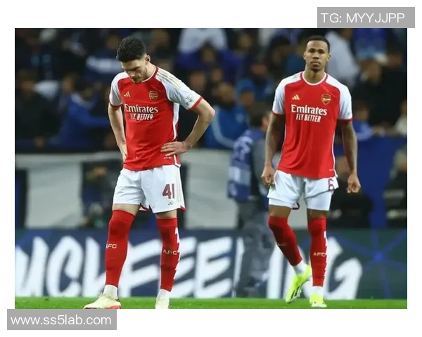 德甲赛场惊现冷门波尔图逆转那不勒斯引发全场震动