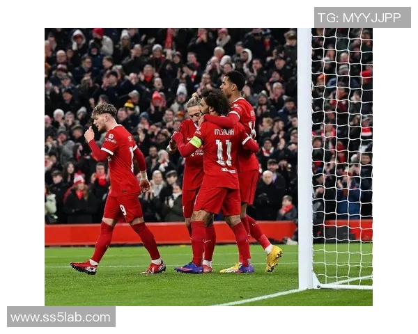 欧联杯精彩对决拜仁强势击败利物浦全场沸腾 欧联杯精彩对决拜仁强势击败利物浦全场沸腾