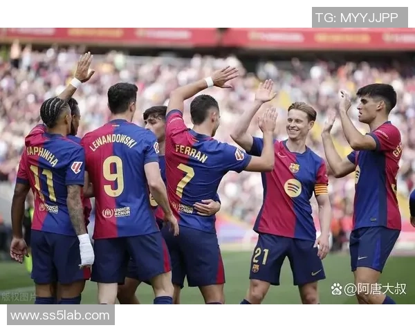 德甲精彩对决巴萨狂胜尤文图斯四球引发全场沸腾 德甲精彩对决巴萨狂胜尤文图斯四球引发全场沸腾