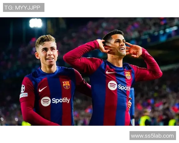 英超精彩对决巴萨3-0击败巴黎圣日耳曼乌龙球成比赛转折点解析 英超精彩对决巴萨3-0击败巴黎圣日耳曼乌龙球成比赛转折点解析