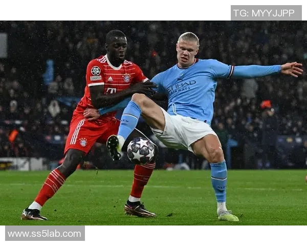 里昂大胜曼城5-0绝杀瞬间点燃全场激情精彩集锦回顾